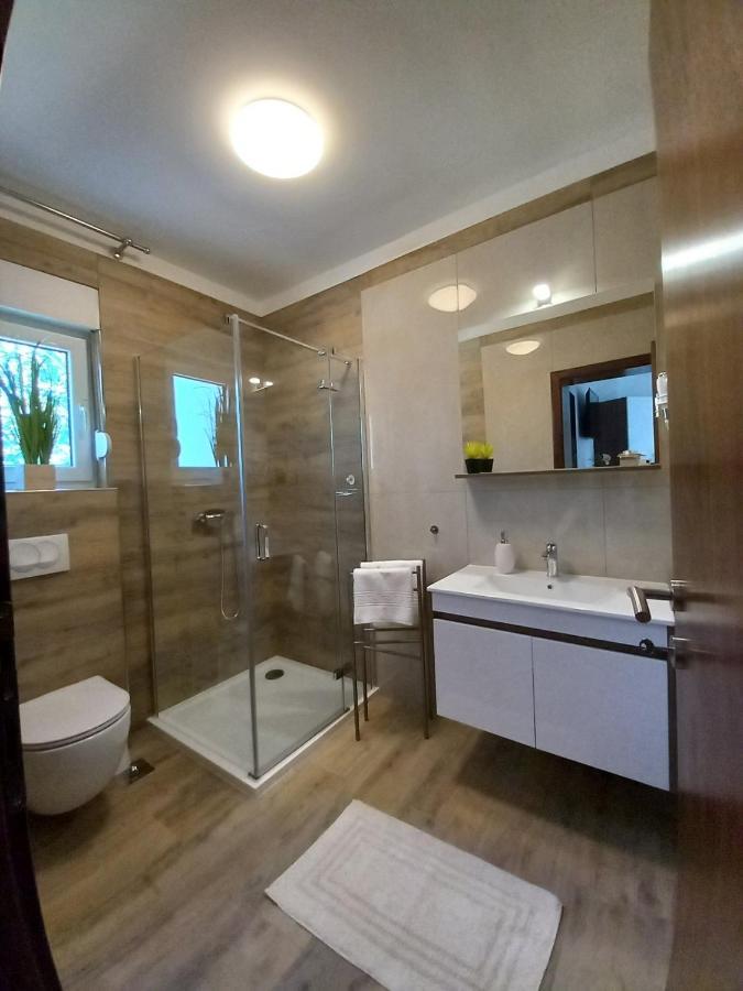 Garfild 1 Guest House Novi Vinodolski Esterno foto